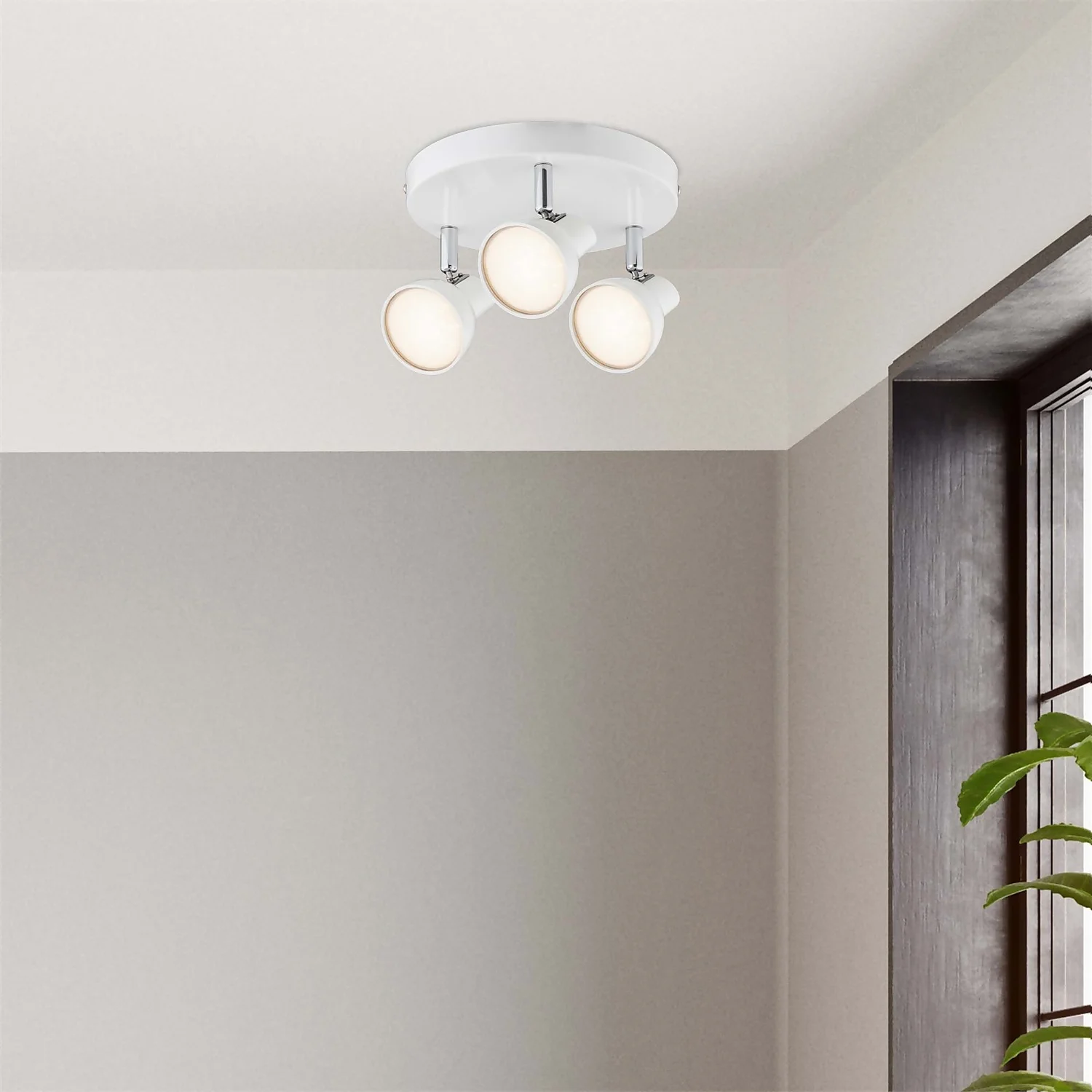 Artemis 3 Lamp LED Round Spotlight - White 4 Artemis 3 Lamp LED Round Spotlight - White - Image 2