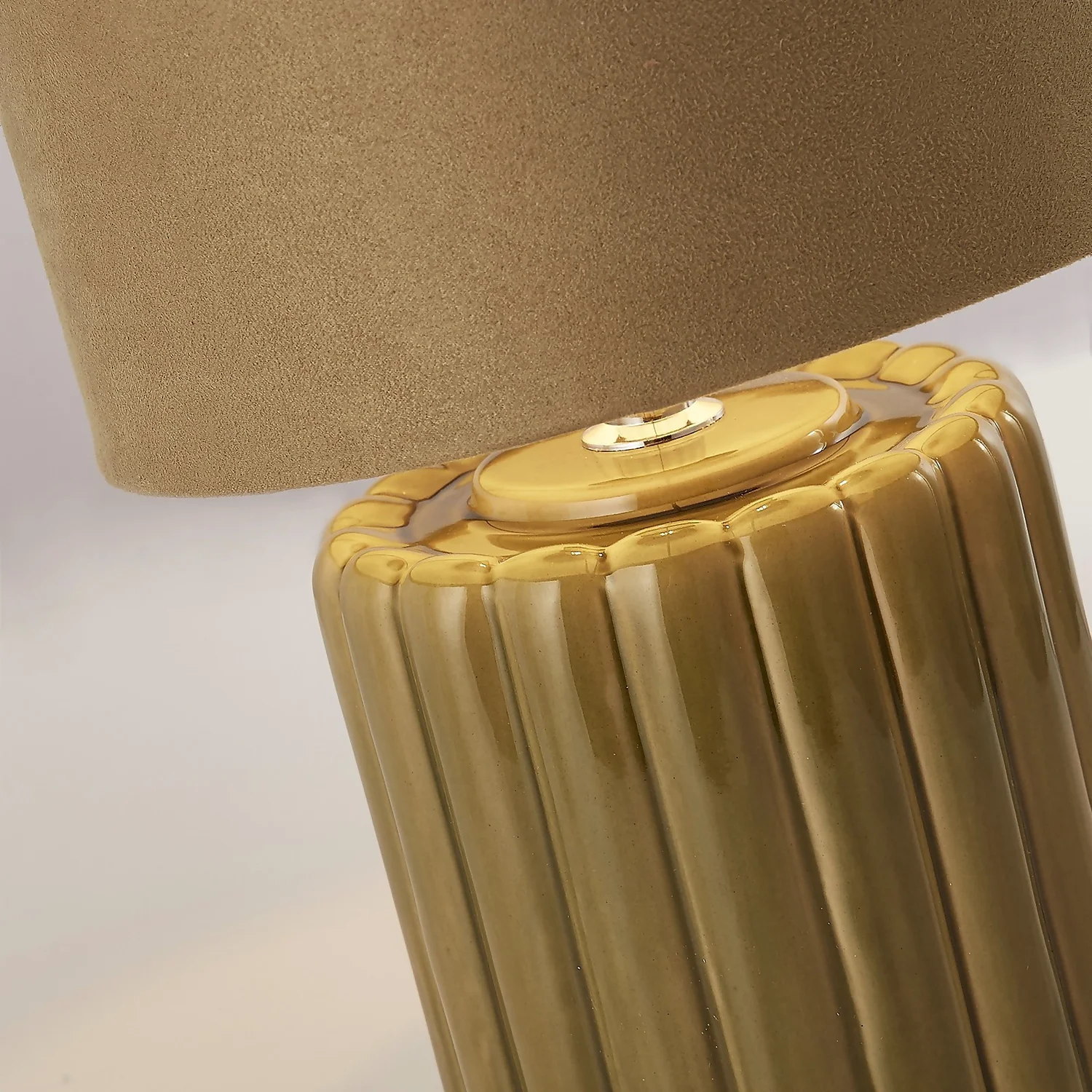 Phoebe Ceramic Table Lamp - Olive 6 Phoebe Ceramic Table Lamp - Olive - Image 4