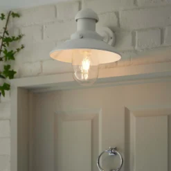 Hereford Outdoor Wall Light - White -Luxe Light Shop 13794244 1064957104393801