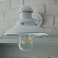 Hereford Outdoor Wall Light - White -Luxe Light Shop 13794244 9174957104316596