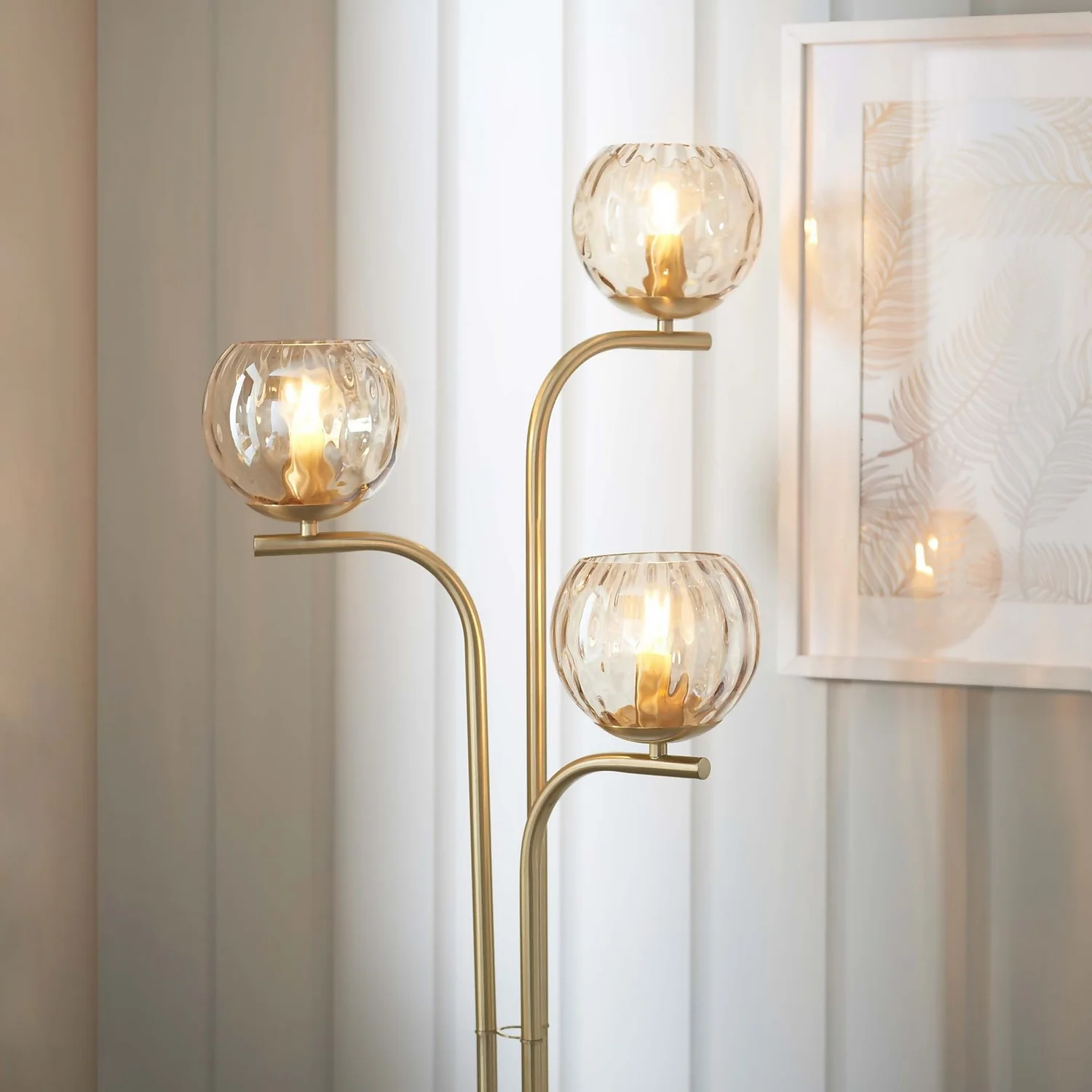 Geneva Floor Lamp - Brass 6 Geneva Floor Lamp - Brass - Image 4