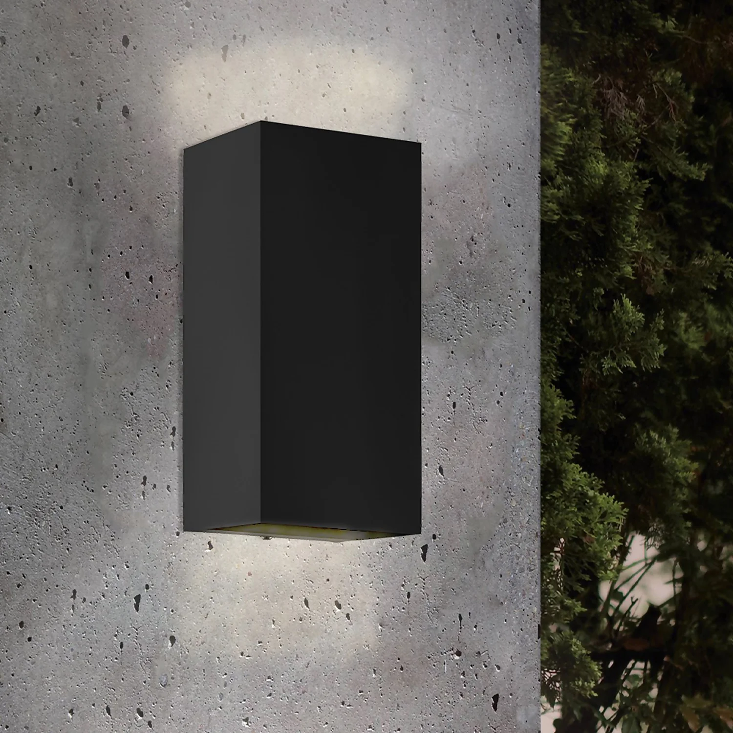 Eglo Eremitana-Z Outdoor Smart Light 3 Eglo Eremitana-Z Outdoor Smart Light